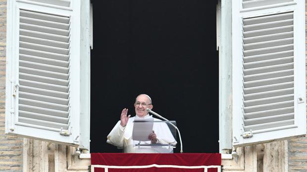 El Papa invita a los jóvenes a descargar la aplicación «Click To Pray» y rezar por su viaje a Panamá