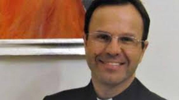 Dimite un jefe de sección del Vaticano acusado de propuestas sexuales por una religiosa