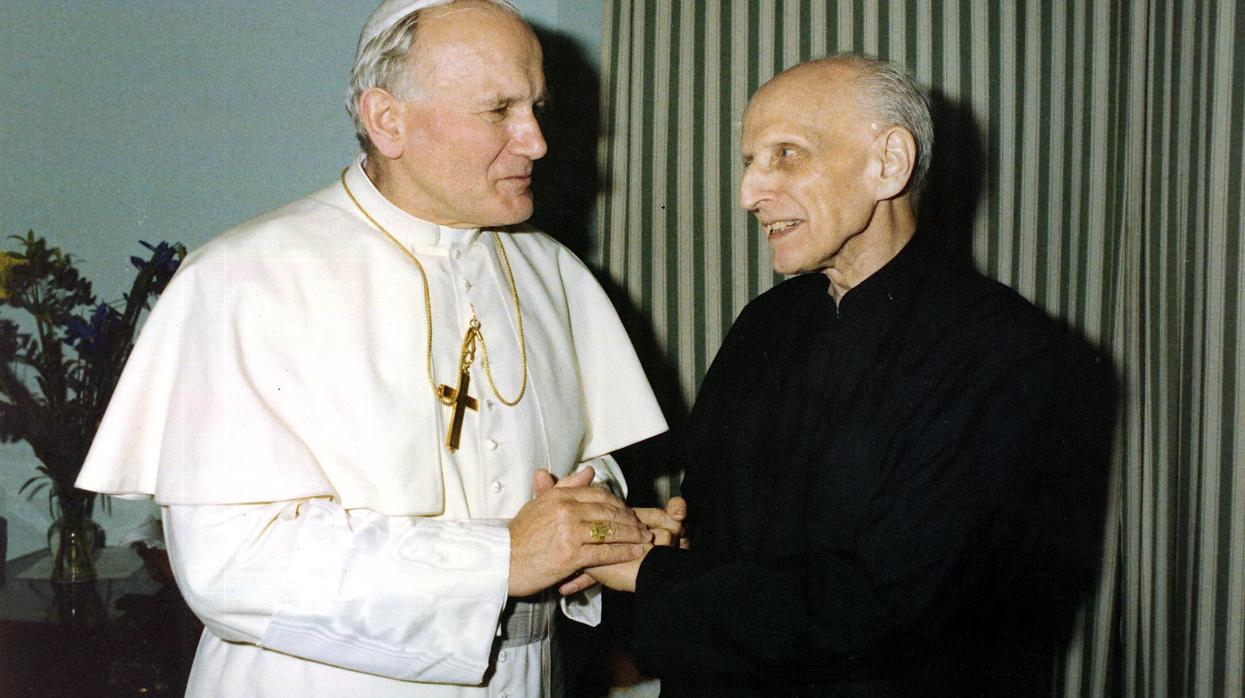 Abierto en Roma el proceso de beatificación del Padre Arrupe, ex general de los jesuitas