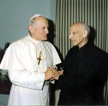 Abierto en Roma el proceso de beatificación del Padre Arrupe, ex general de los jesuitas