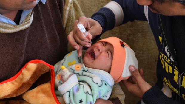 La polio se propaga por la frontera entre Afganistán y Pakistán