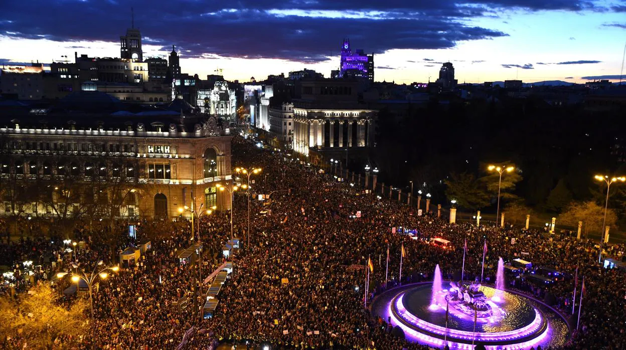 Más de 350.000 personas asisten a la manifestación feminista de Madrid, el doble que el año pasado