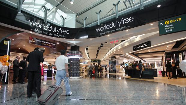 Plantean prohibir el consumo de alcohol comprado en el «duty free» en los vuelos