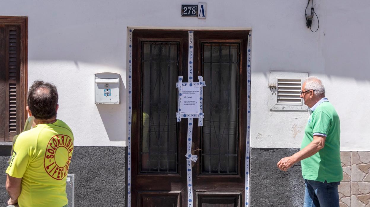 La Policía Nacional busca al hijo de la mujer hallada muerta en su casa de Palma