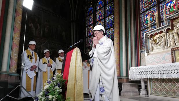 La catedral de Notre Dame «está viva»