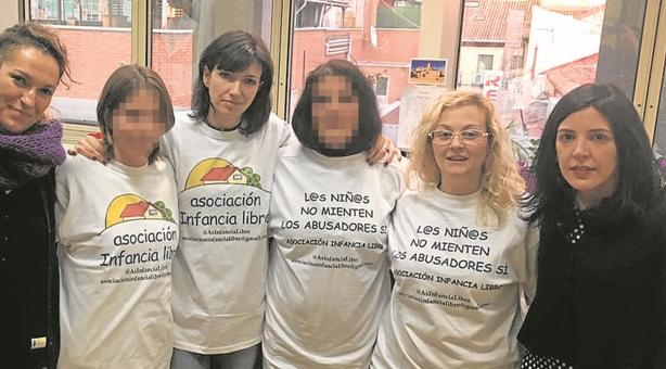 Detenida en Granada la «número dos» de Infancia Libre, acusada de sustracción de menores