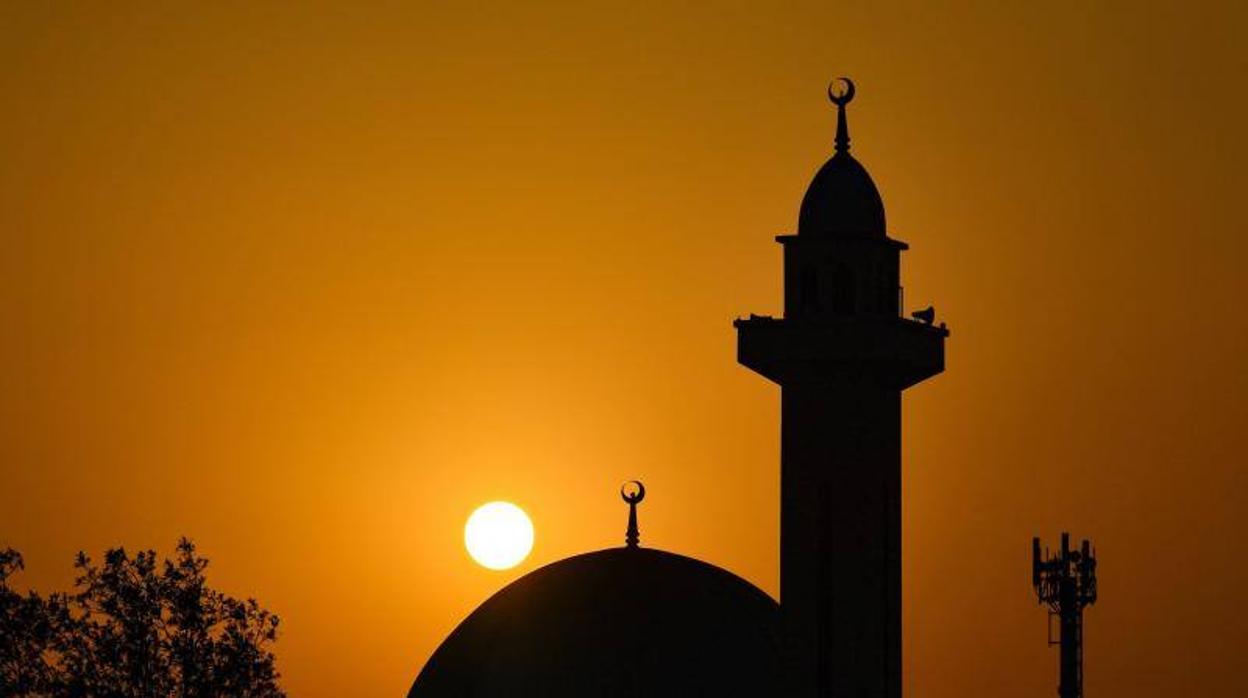 Atardecer en una mezquita de Kuwait