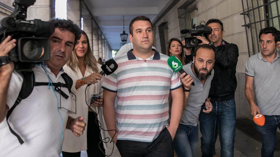 El Tribunal Supremo eleva a violación la condena a La Manada