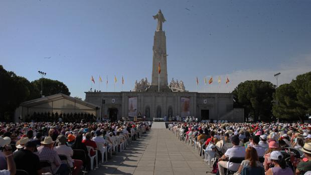 España celebra un siglo «que no ha sido fácil» bajo la protección del Corazón de Jesús