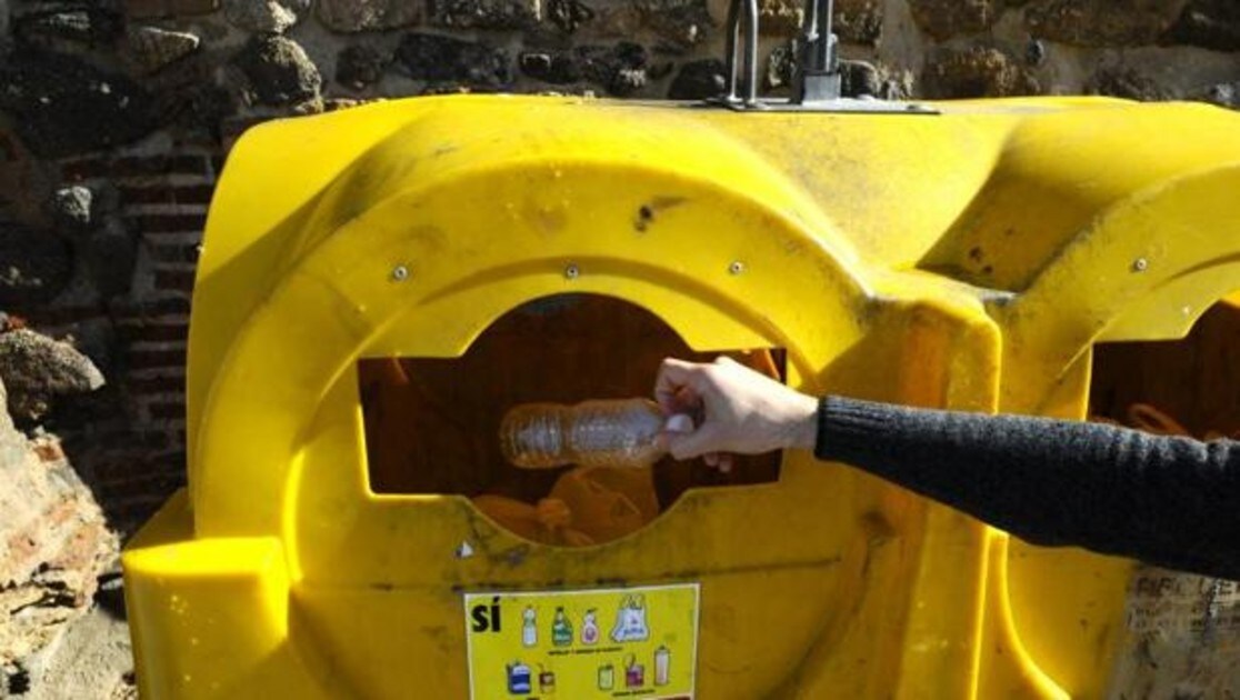 Los hogares españoles reciclan más plástico que los italianos, ingleses y belgas