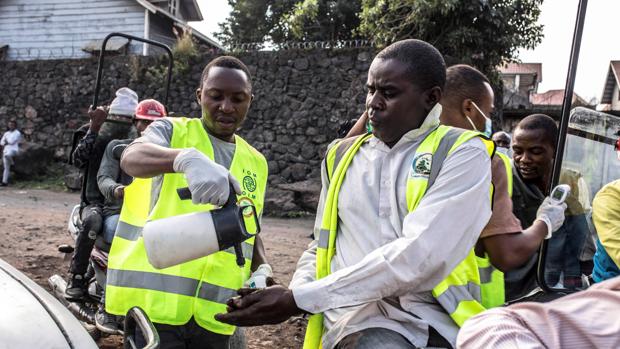 Ruanda cierra su frontera con República Democrática del Congo por temor a la expansión del ébola