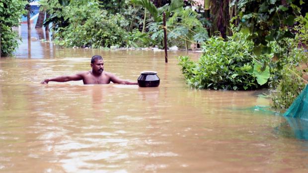 Más de un centenar de muertos por las inundaciones registradas en los últimos días en la India