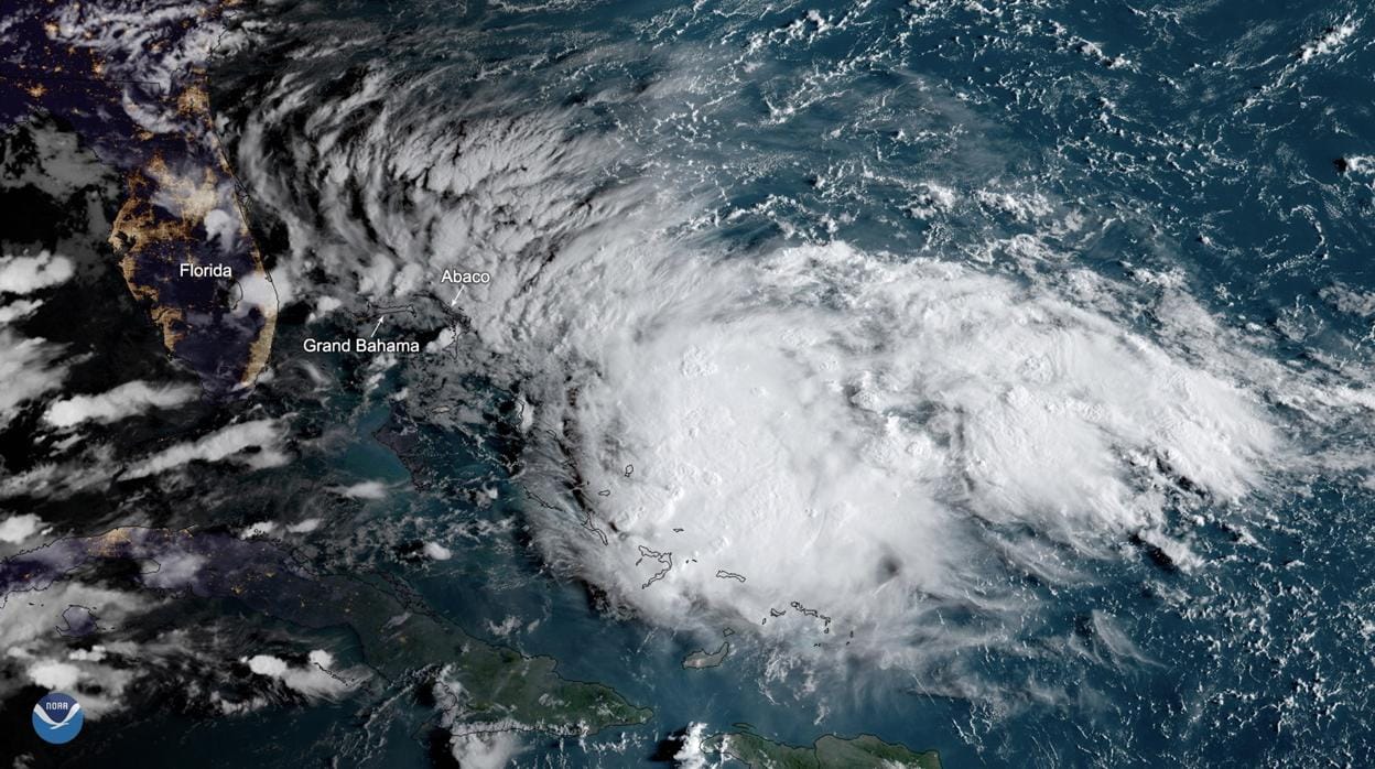 Imagen de la tormenta tropical obtenida por la Administración Nacional Oceánica y Atmosférica (NOAA)