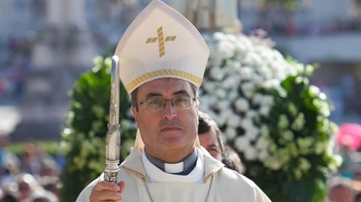 Imagen de archivo del obispo de Oporto, Manuel Linda