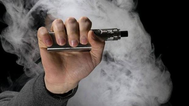 La epidemia del vapeo se extiende a Canadá: registran el primer caso de una grave enfermedad respiratoria