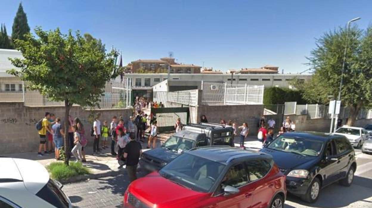 Muere una adolescente en Jaén al atragantarse cuando comía un bocadillo en el recreo