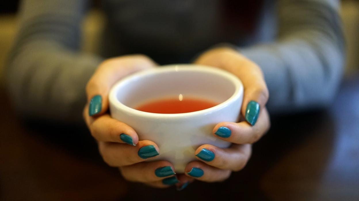 Varios familiares agreden con hachas a una mujer paquistaní por negarse a preparar té