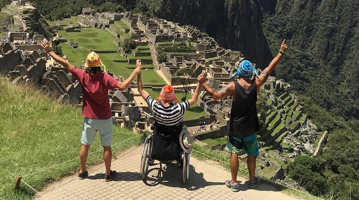 Los tres amigos, en Machu Picchu