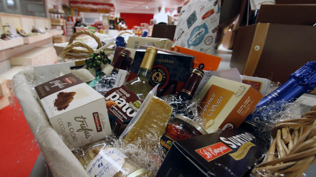 El Supremo confirma el derecho a la cesta de Navidad en una empresa que lo suprimió para reducir costes