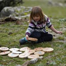 En «Bosquescuela» los niños aprenden en plena naturaleza