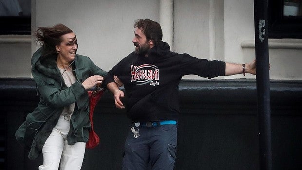 Llega Elsa, una borrasca poco habitual que barre toda la Península con vientos de 100 km/h