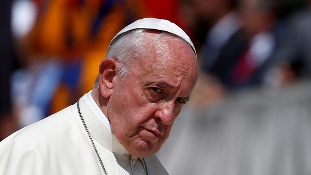 Papa Francisco: «La familia es un tesoro precioso. Hay que sostenerla y protegerla siempre»