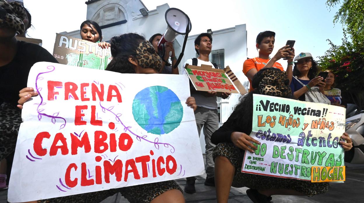 Activistas climáticos en una manifestación