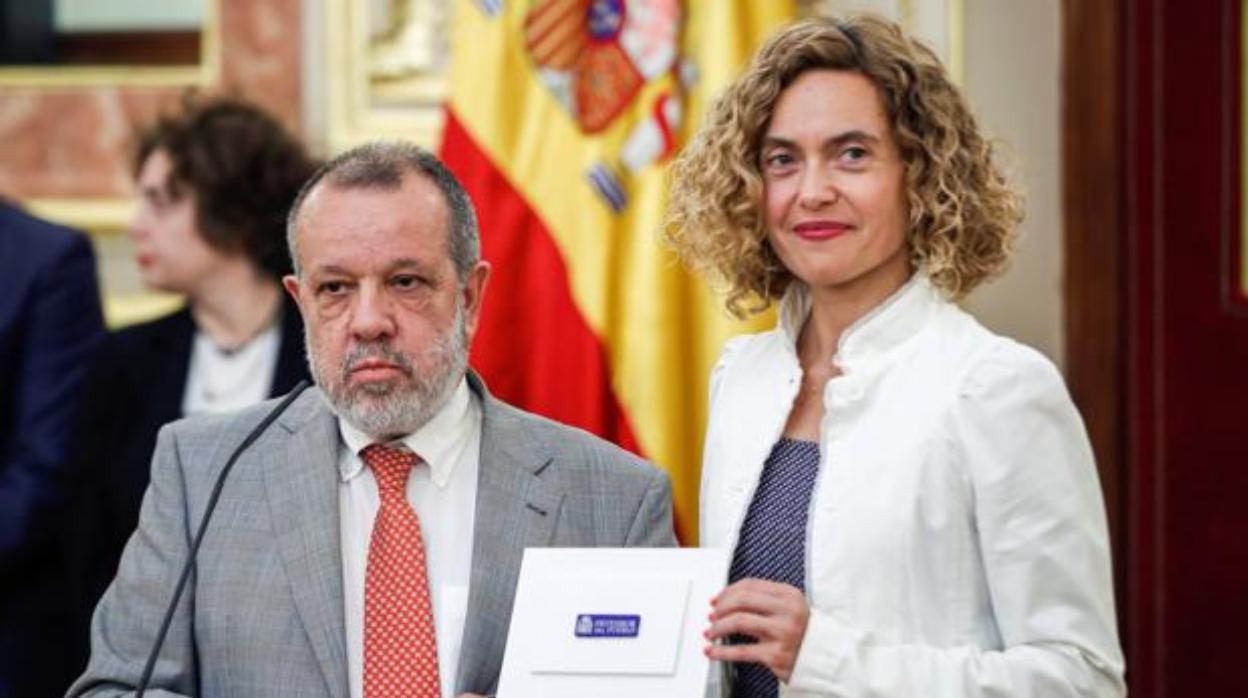 Francisco Fernández Marugán y Meritxell Batet, ayer en el Congreso de los Diputados