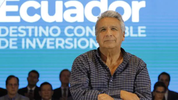 El presidente de Ecuador dice que las mujeres solo denuncian el acoso cuando viene «de personas feas»