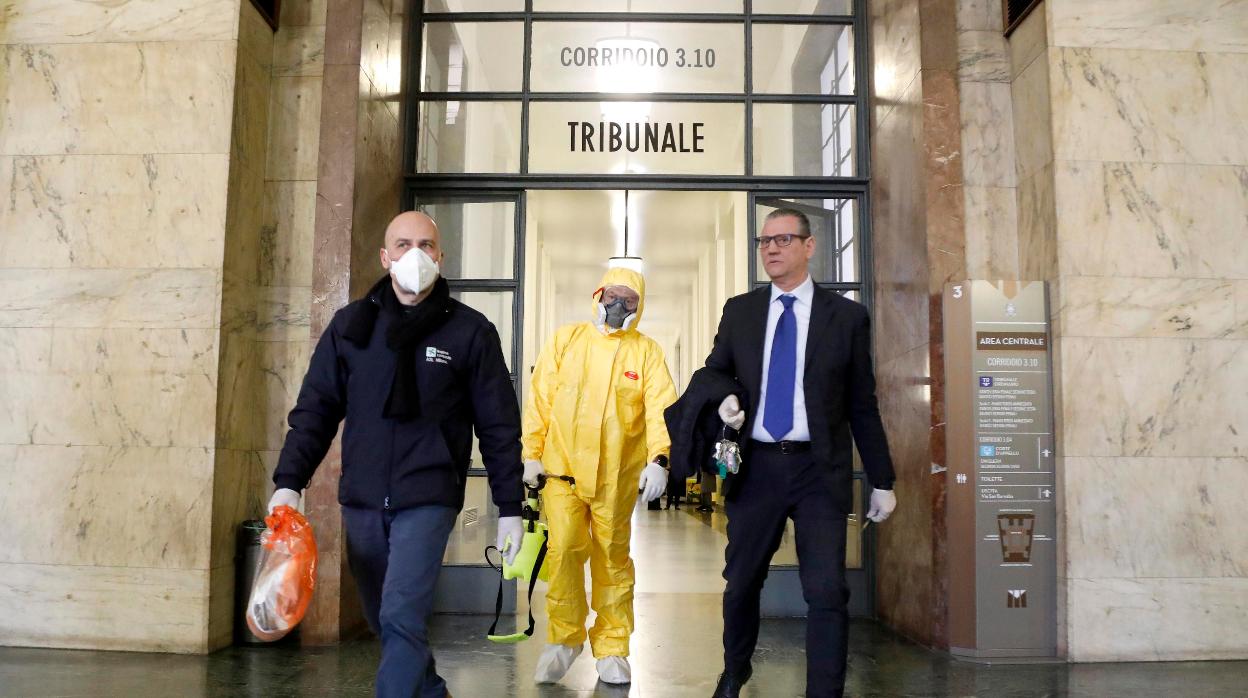 Operaciones de saneamiento de las salas del tribunal en el Tribunal de Milán