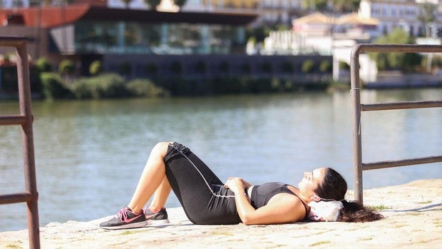 Llega a España un «veranillo» con más de 30 grados en algunas zonas del sur peninsular