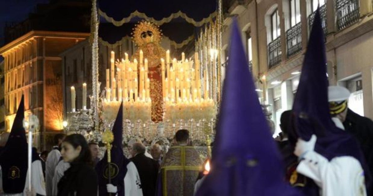 Procesión del Cristo de los Gitanos en una imagen de archivo