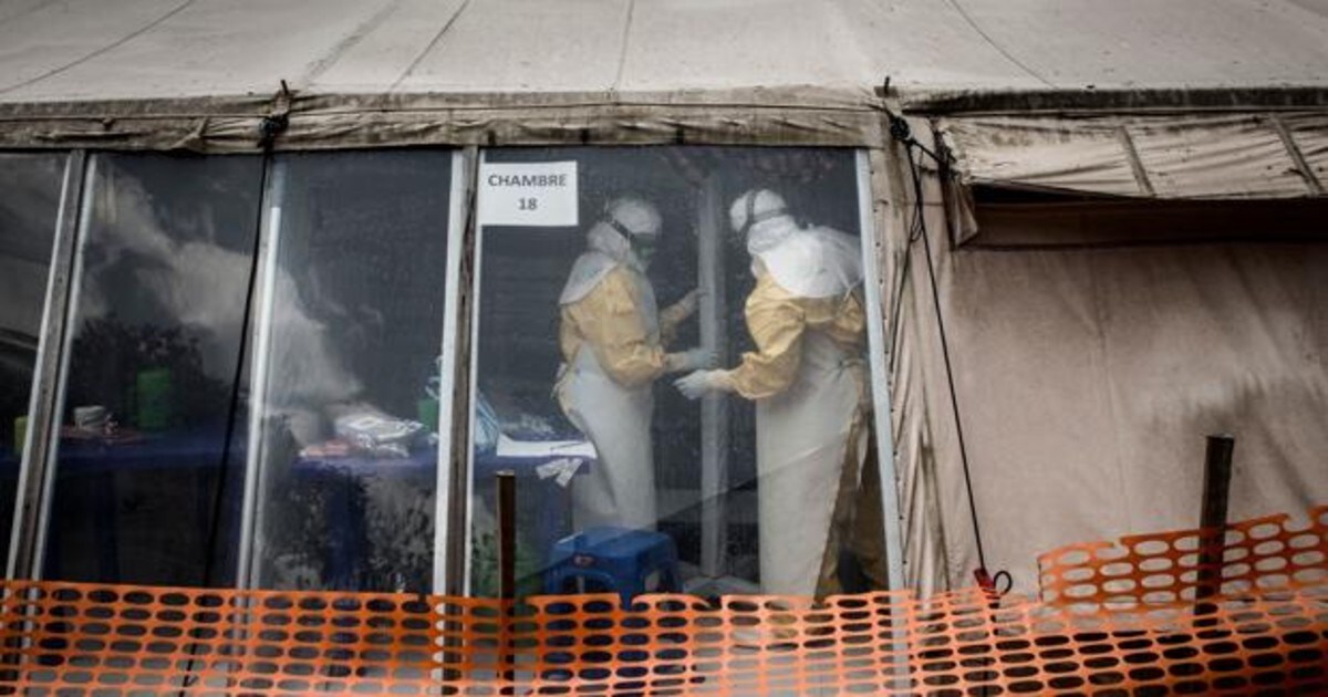 Carpa del tratamiento del ébola en el Congo