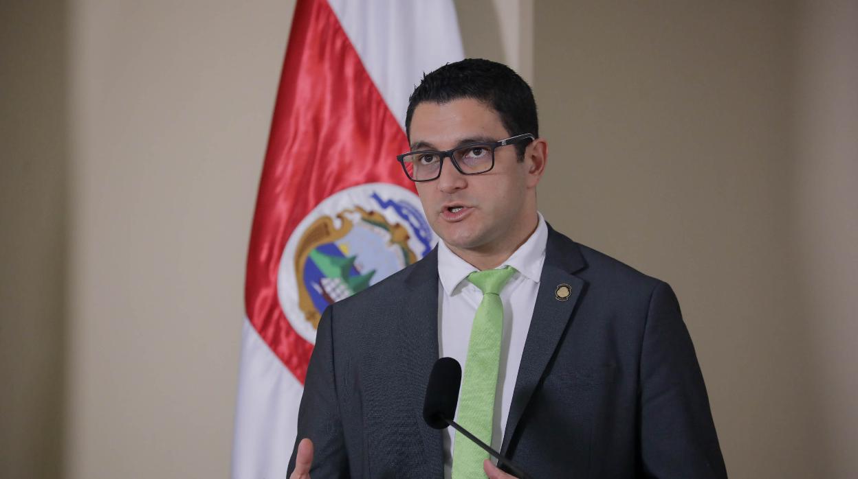 Daniel Salas Peraza, ministro de Salud de Costa Rica