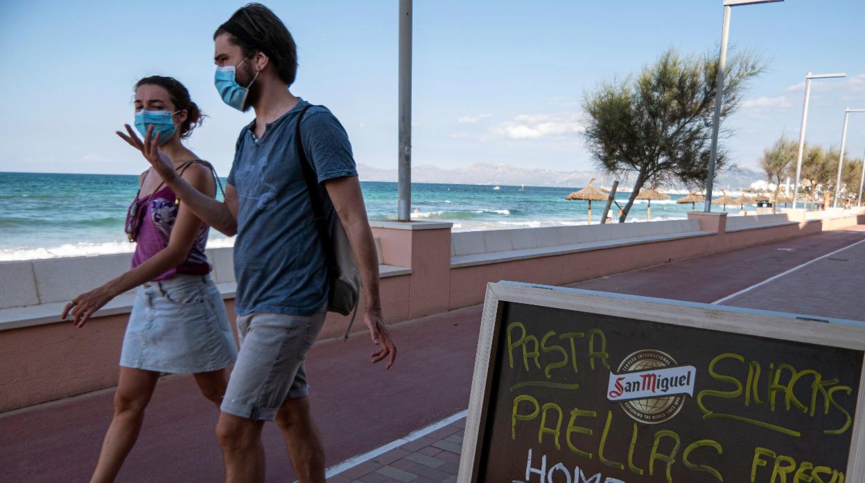 Baleares pide intensificar los controles de los pasajeros que procedan de zonas donde haya rebrotes