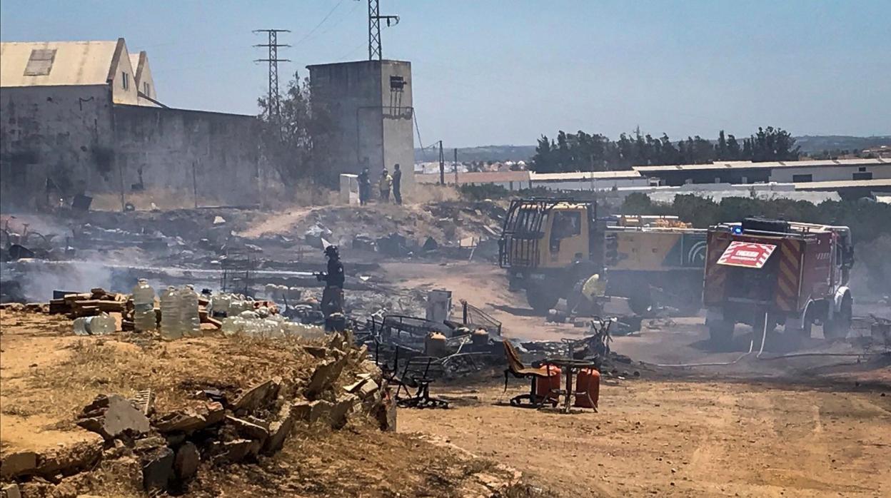 Incendio en un asentamiento de Lepe