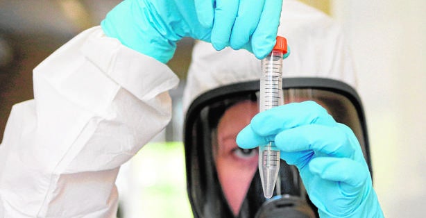 La UE advierte que no habrá sufientes vacunas para todos los europeos hasta 2022