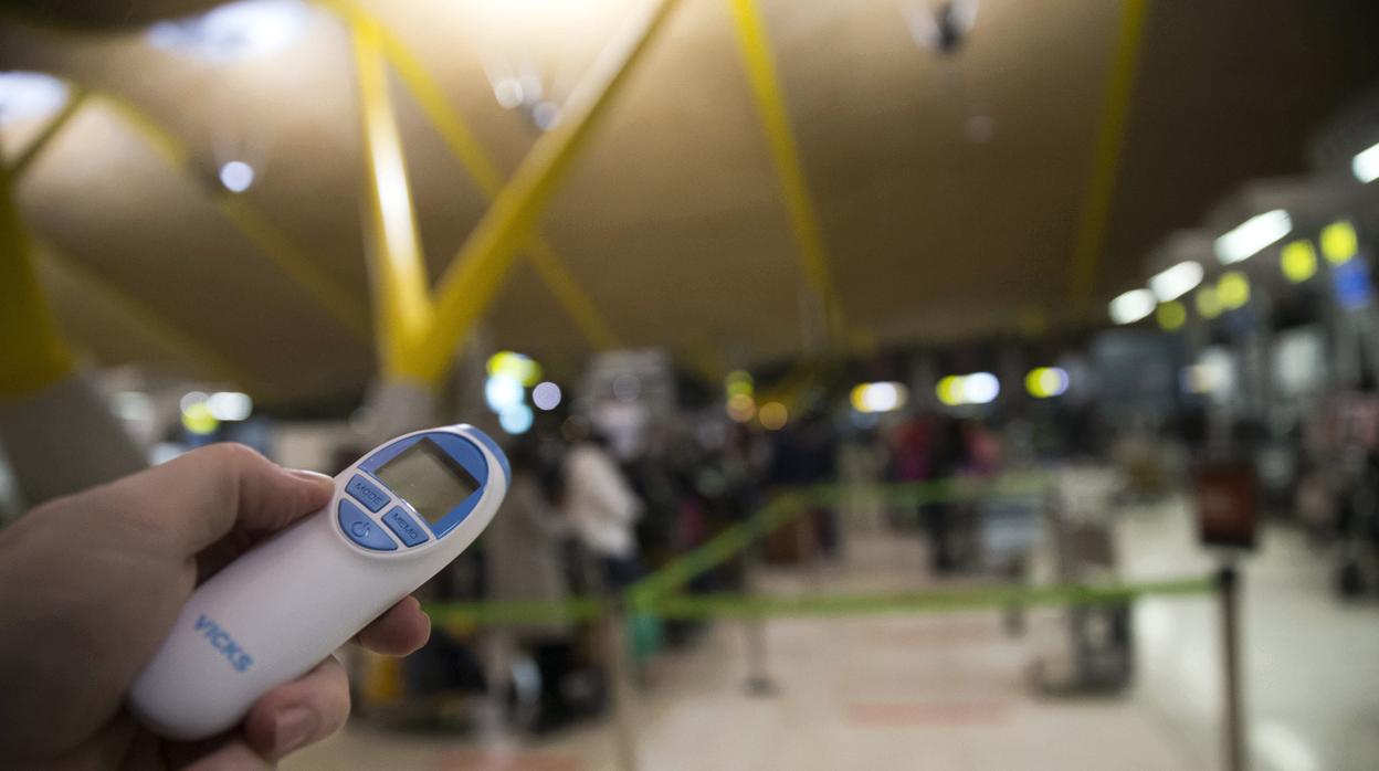 Controles de temperatura en el Aeropuerto de Barajas