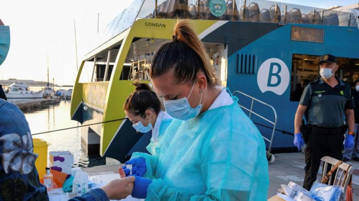 Ibiza se convierte en la diana del coronavirus con una incidencia descontrolada