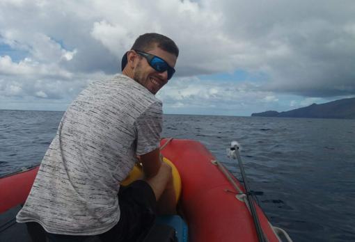 La dejadez de Castells pone en riesgo las carreras más brillantes de España