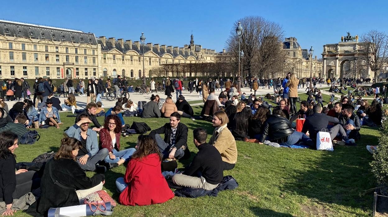 Jardines de las Tullerías / Museo del Louvre, la tarde del domingo 28 de febrero. Foto JP Quiñonero