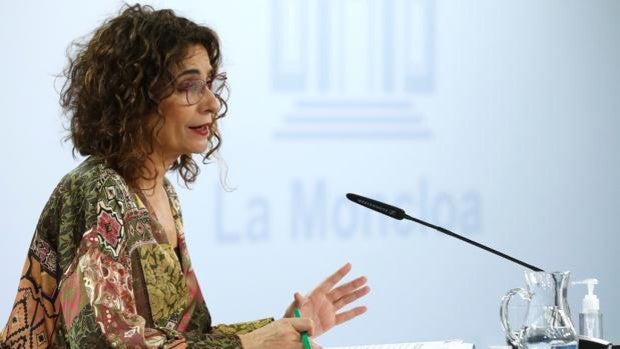 El Gobierno (o una parte de él) manda un mensaje contundente y pide no celebrar el 8-M en las calles
