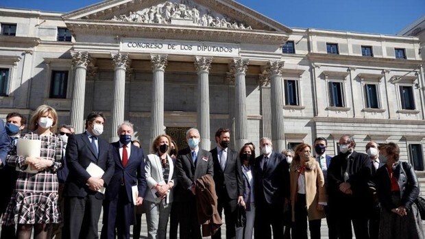 La Asamblea por la Vida pide a los diputados que tramiten la «inconstitucionalidad» de la ley de eutanasia