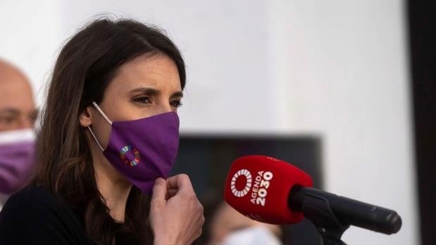 Montero insiste en que la ley contra todos los tipos de trata se realizará con una visión feminista