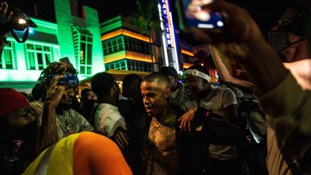 Las fiestas ilegales, principal preocupación para los países ante el avance de la pandemia