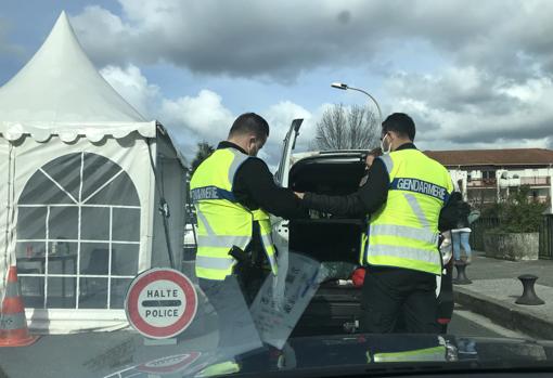 Controles en la frontera con Irún