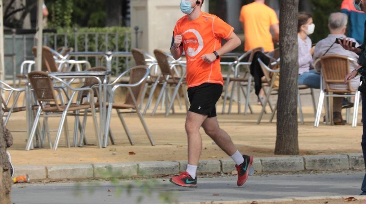 ¿Correr con mascarilla puede ser perjudicial para la salud?