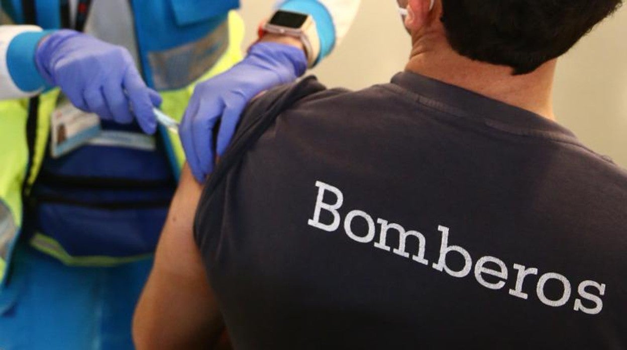 Desconcierto entre los vacunados con una dosis: «No queremos una inmunización parcial»