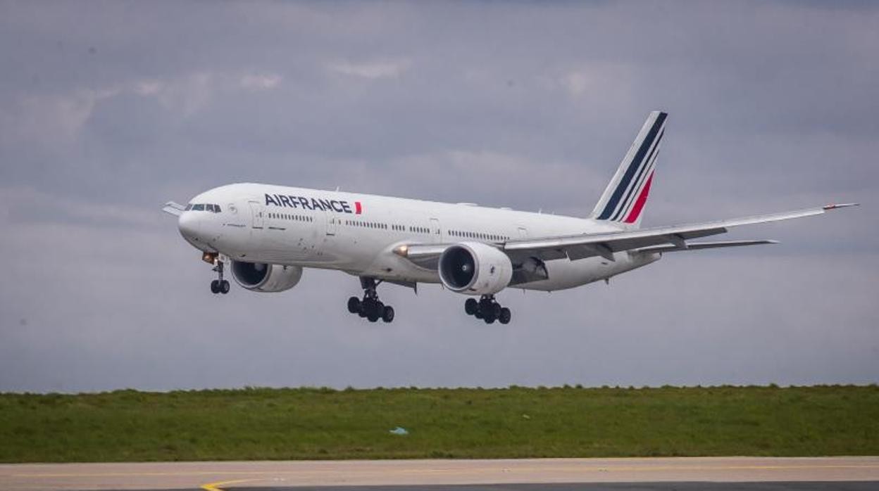 Francia restringirá los vuelos nacionales