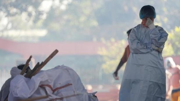 India, sacudida por una «tormenta de coronavirus», registra un nuevo récord mundial
